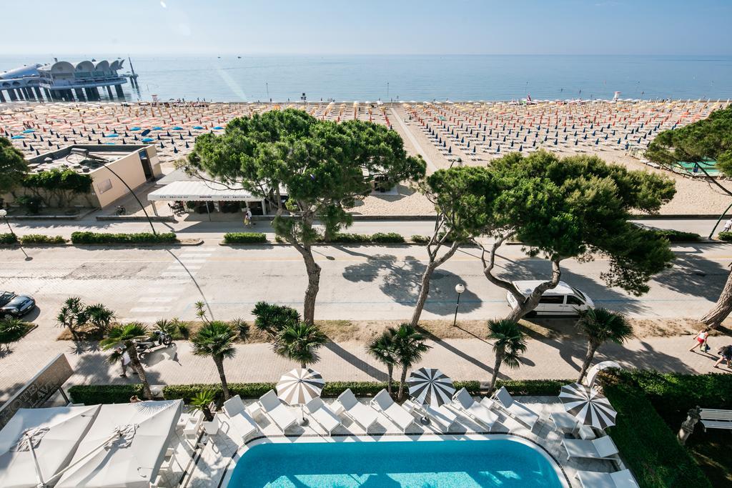 Hotel Bellavista Lignano Sabbiadoro Ngoại thất bức ảnh