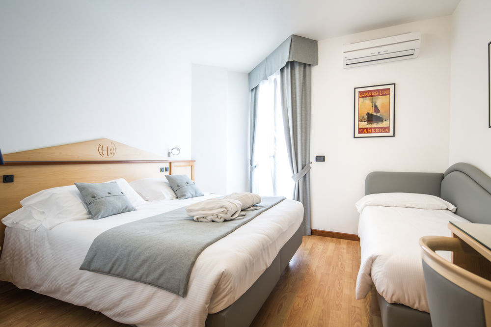 Hotel Bellavista Lignano Sabbiadoro Ngoại thất bức ảnh